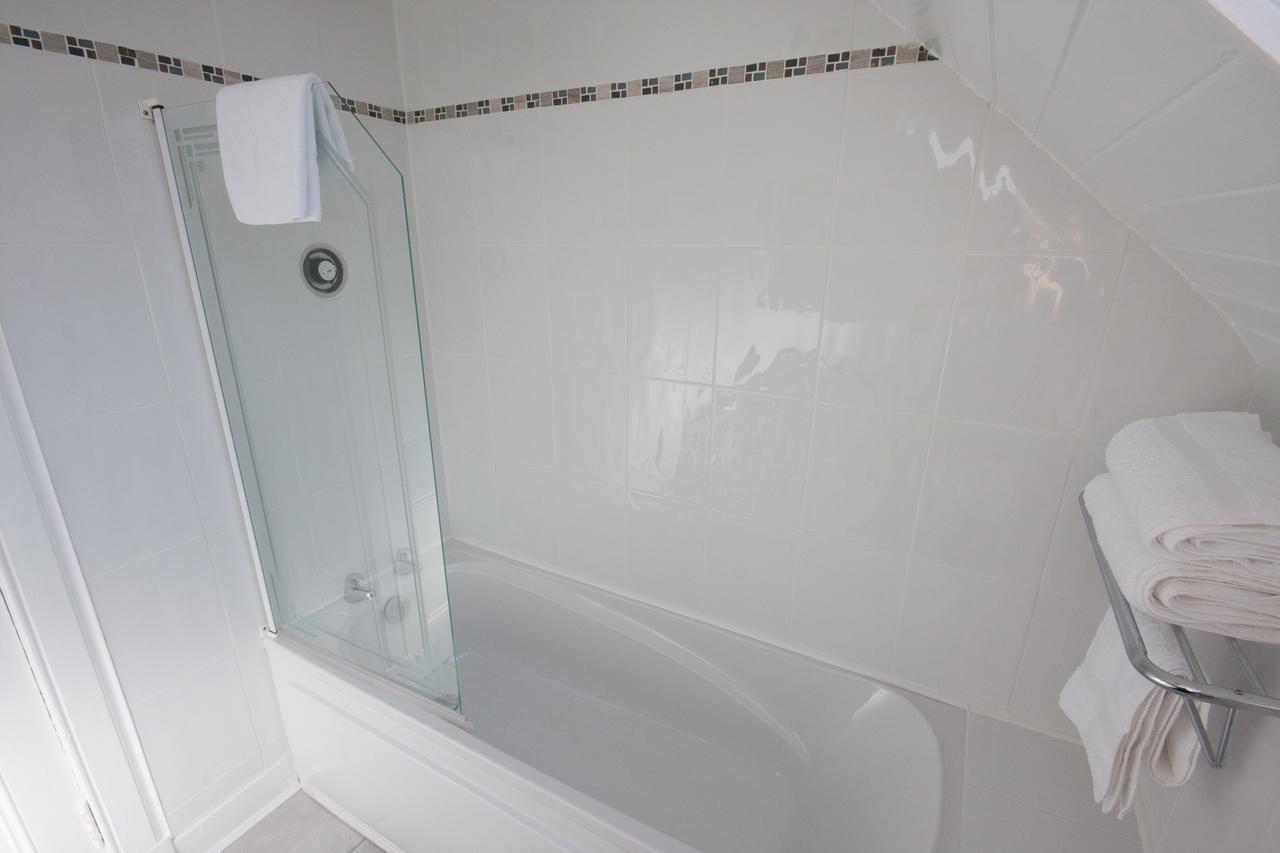 אינברנס The Ness Guest House חדר תמונה
